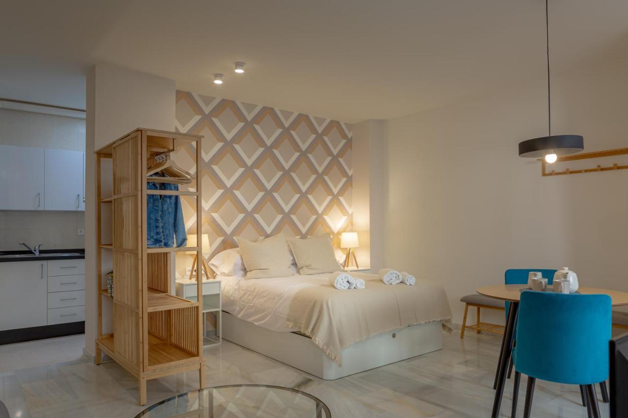 Teatro Suites Malaga Playa Buitenkant foto