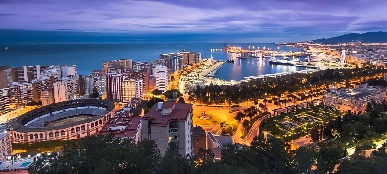 Teatro Suites Malaga Playa Buitenkant foto